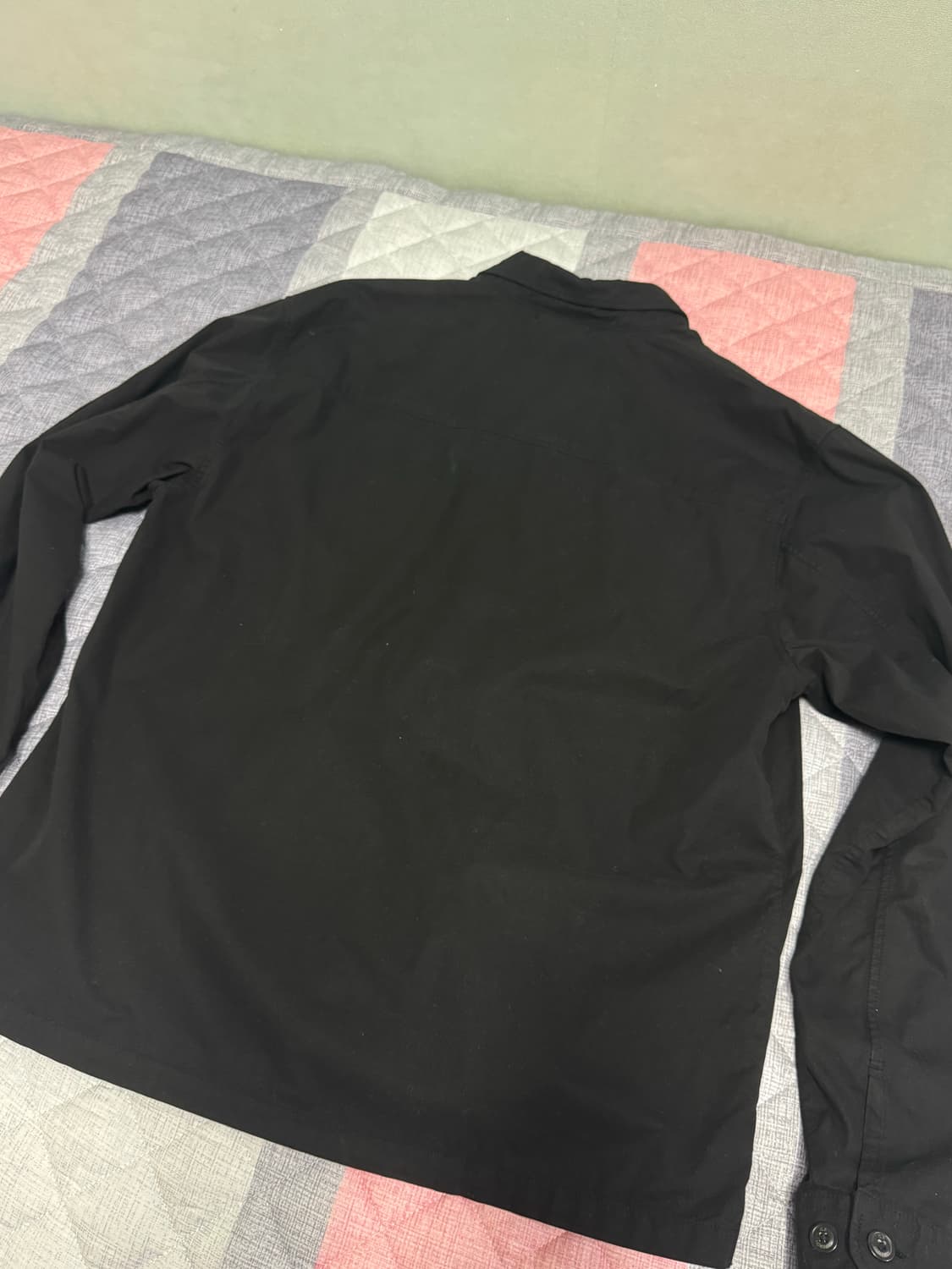 CP컴퍼니 코튼 블랙 포켓 오버셔츠(XL) 상품이미지5