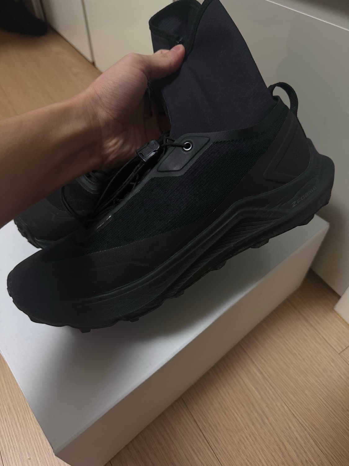 데상트 유스 시프트 트레일 블랙 260 상품이미지3