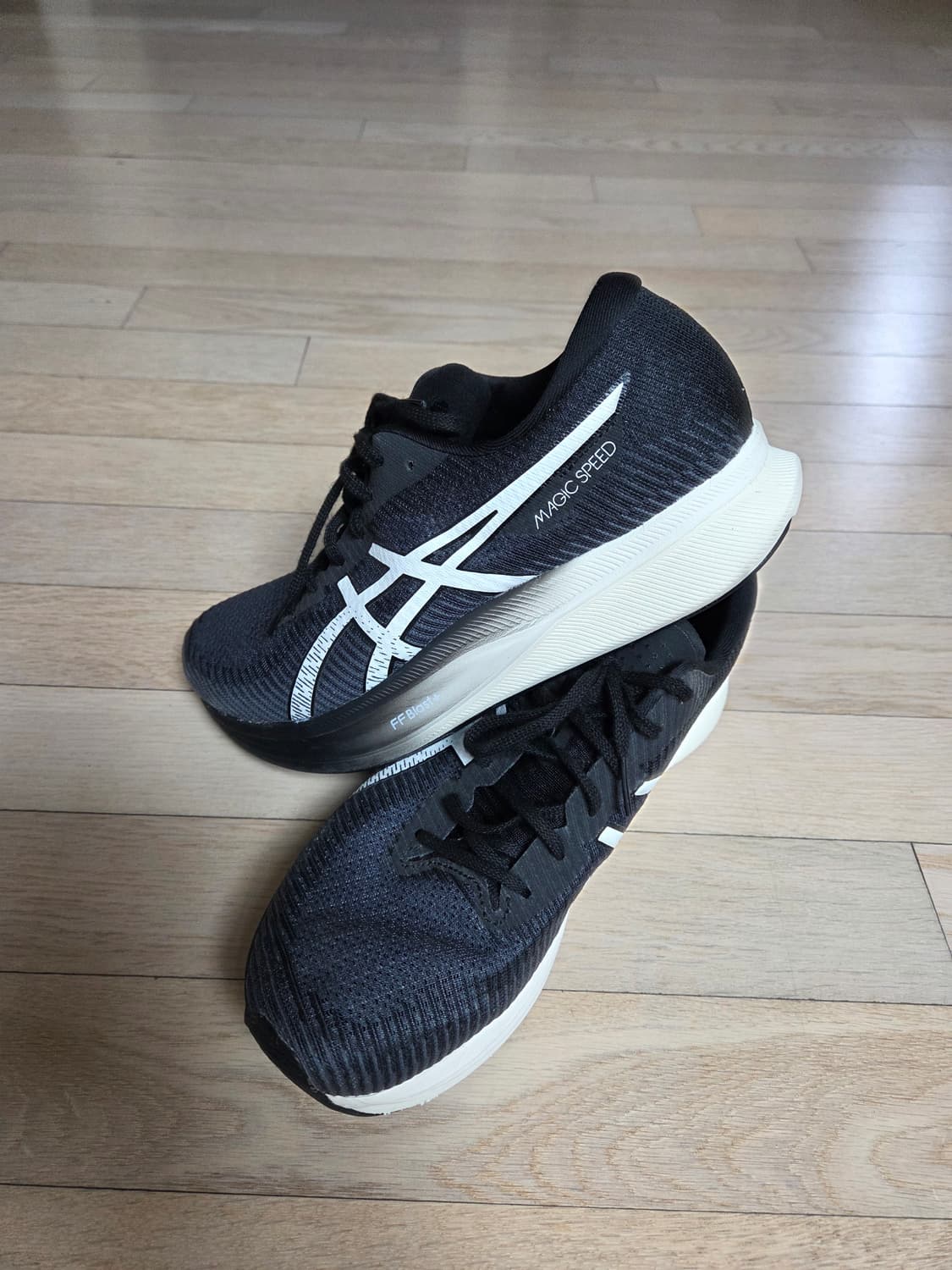 아식스 매직스피드2  290mm 블랙.상태최상 상품이미지3
