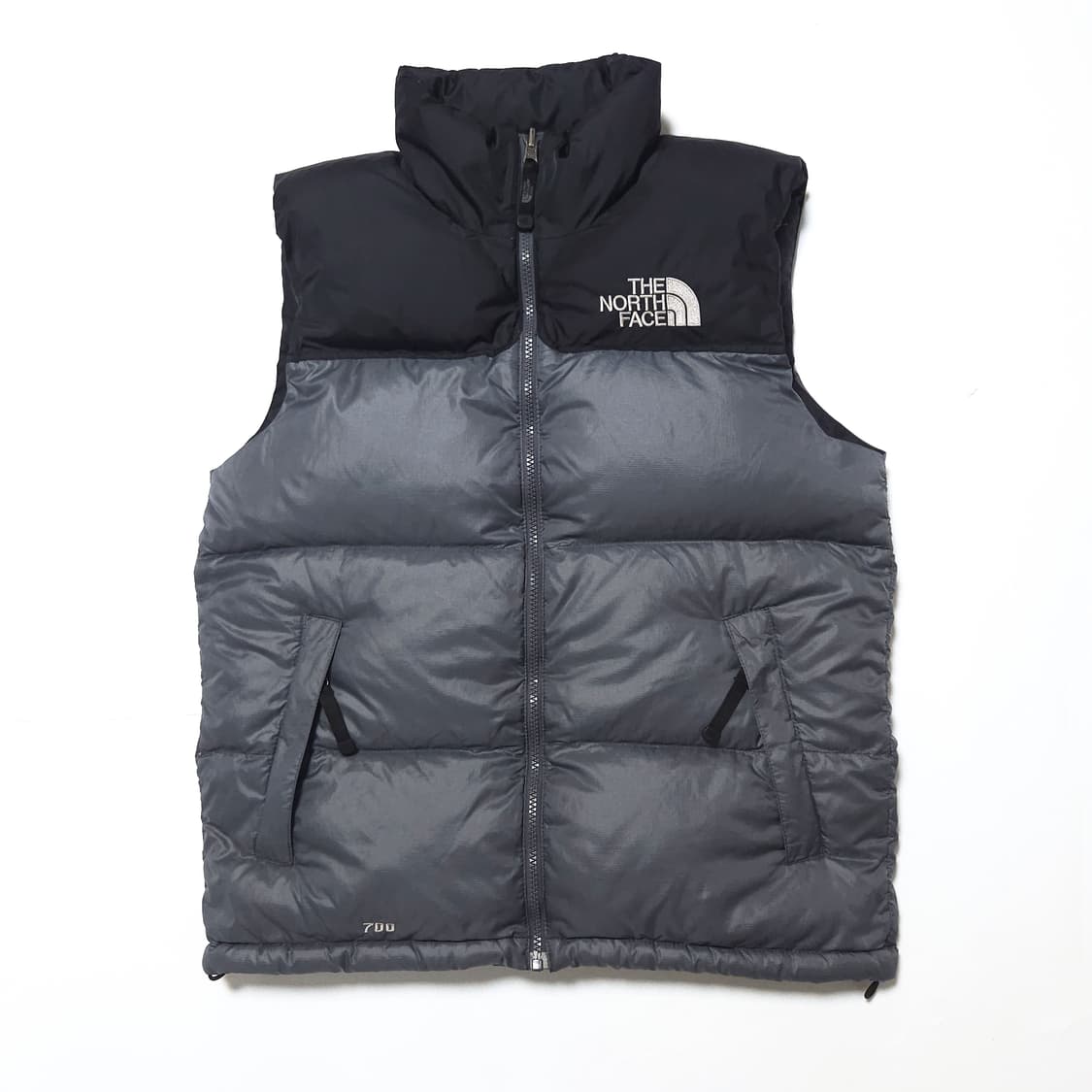 노스페이스 700 눕시 구스다운 패딩 조끼 그레이 상품이미지1