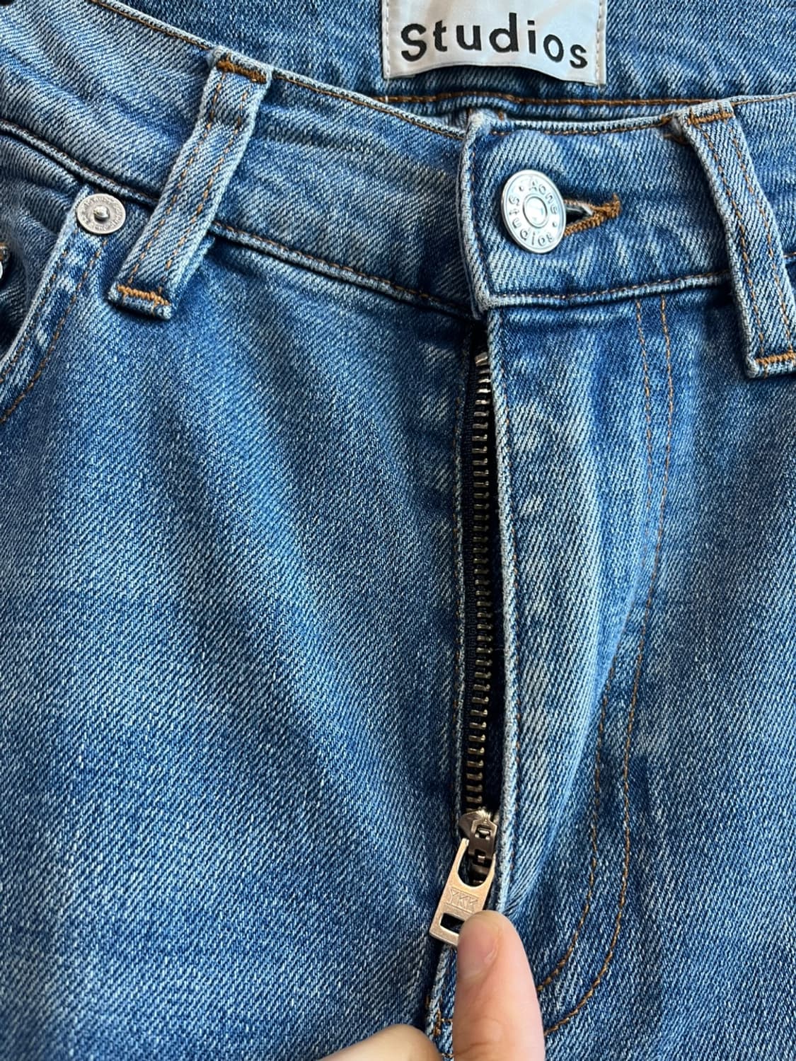 아크네 스튜디오 ace carter 데님팬츠 상품이미지3