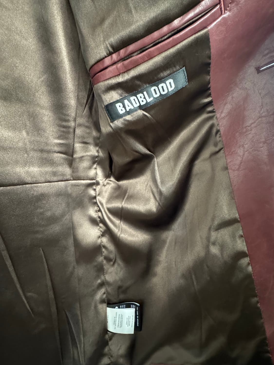 배드블러드 레드 레더 자켓 상품이미지3