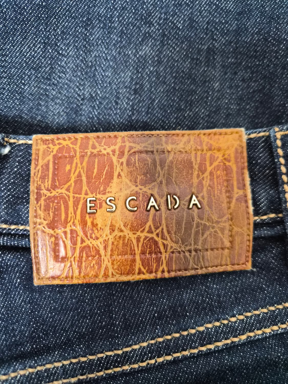에스카다Escada 생지 데님 36사이즈 P-91 상품이미지4