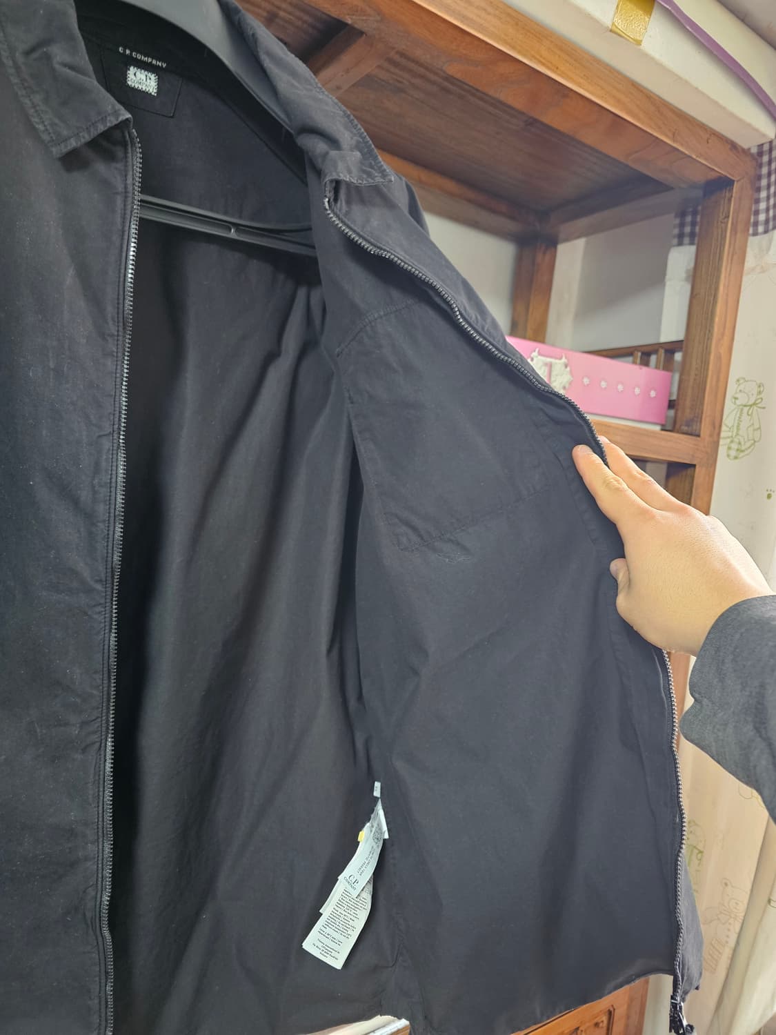 가장 인기 기본 모델 씨피 CP컴퍼니 블랙 자켓 XL 팔아요 상품이미지4