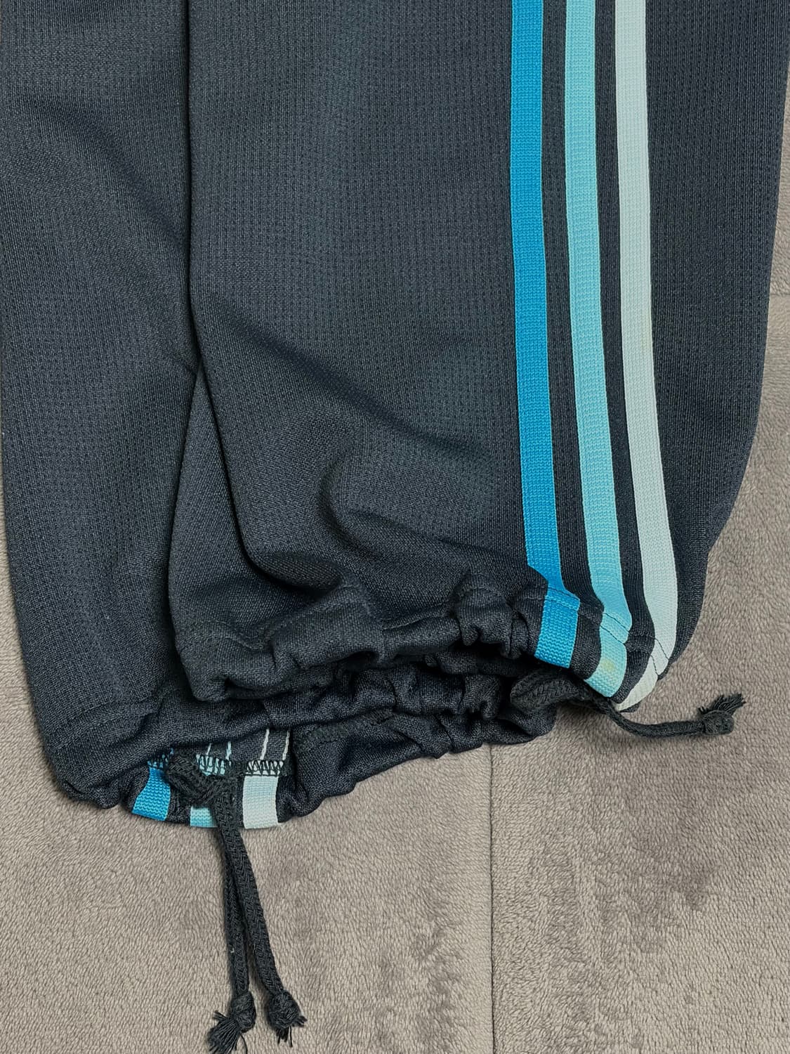 아디다스 삼선 트레이닝 바지(희귀색상) 상품이미지3