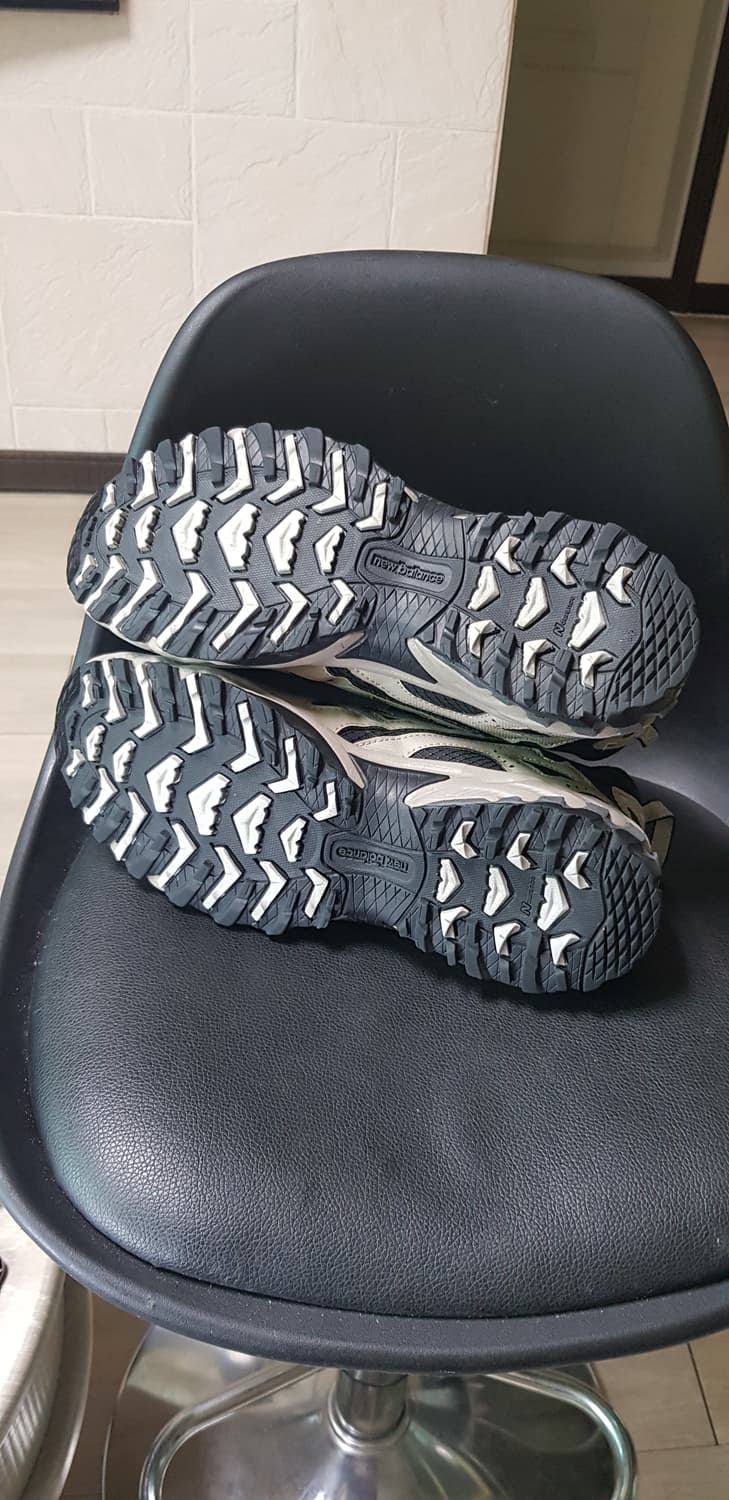 뉴발란스 240 상품이미지5