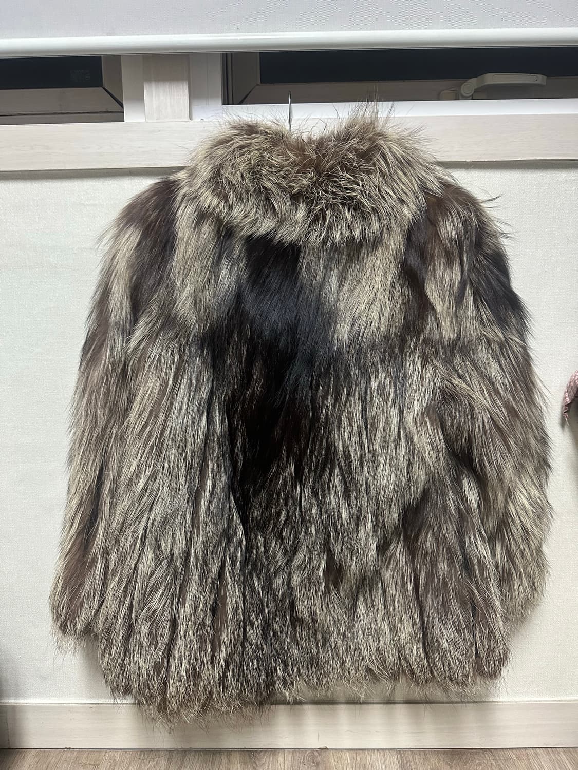 사가 폭스 퍼 자켓 saga fox fur 상품이미지2