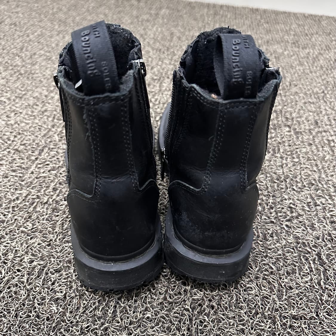 닥터마틴 2976 앨리슨 미들 하프 워커 부츠 블랙 240 상품이미지4