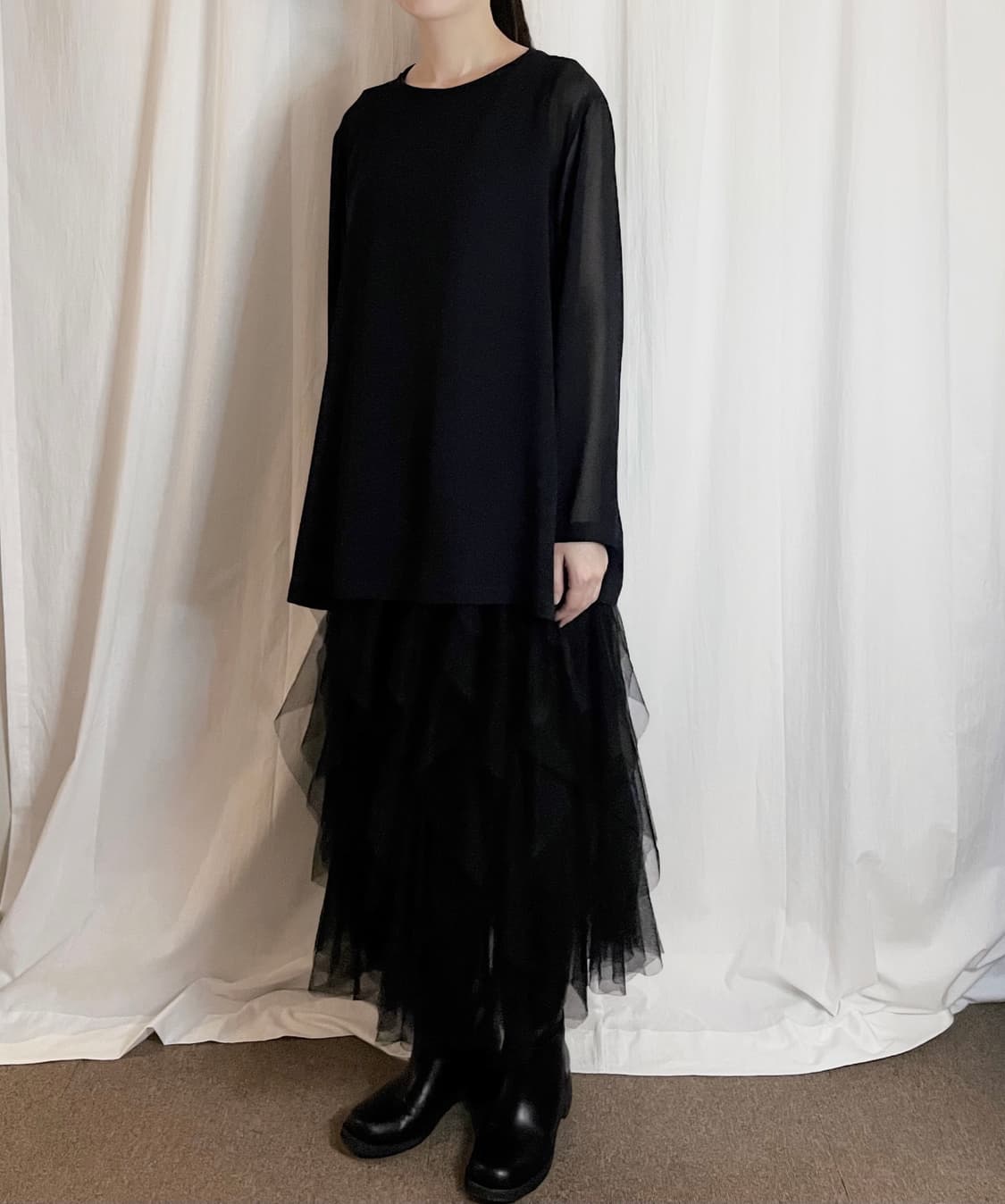 Sheer Side-Slit Long Sleeve Blouse 상품이미지4