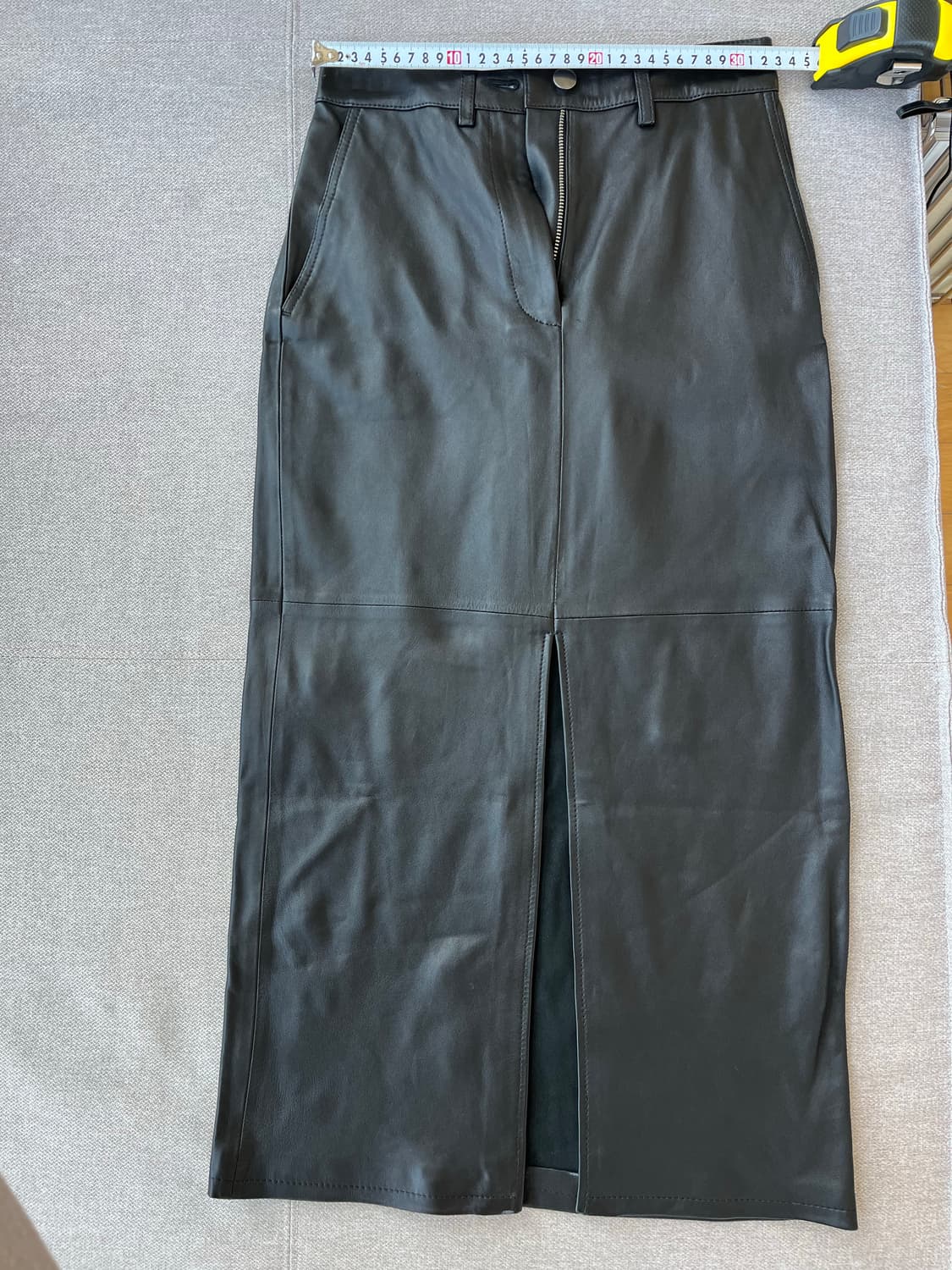 [새상품] & Other Stories 천연가죽 펜슬스커트 44/55 상품이미지3