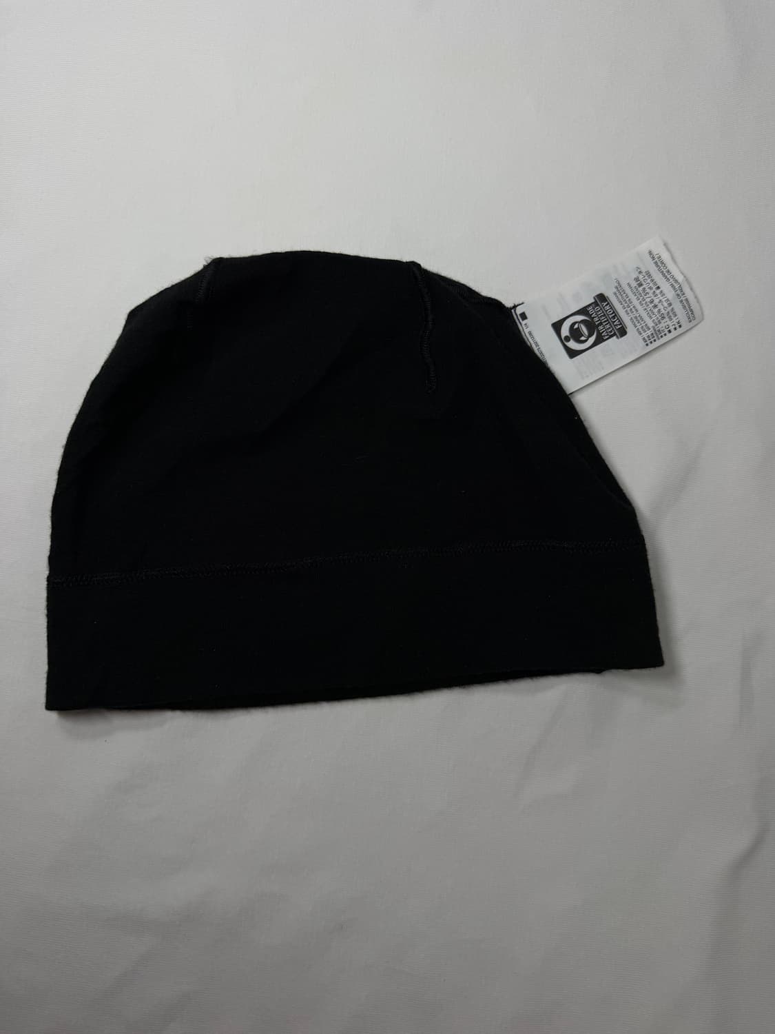 아크테릭스 로 라이트 울 토크 블랙 비니 상품이미지4