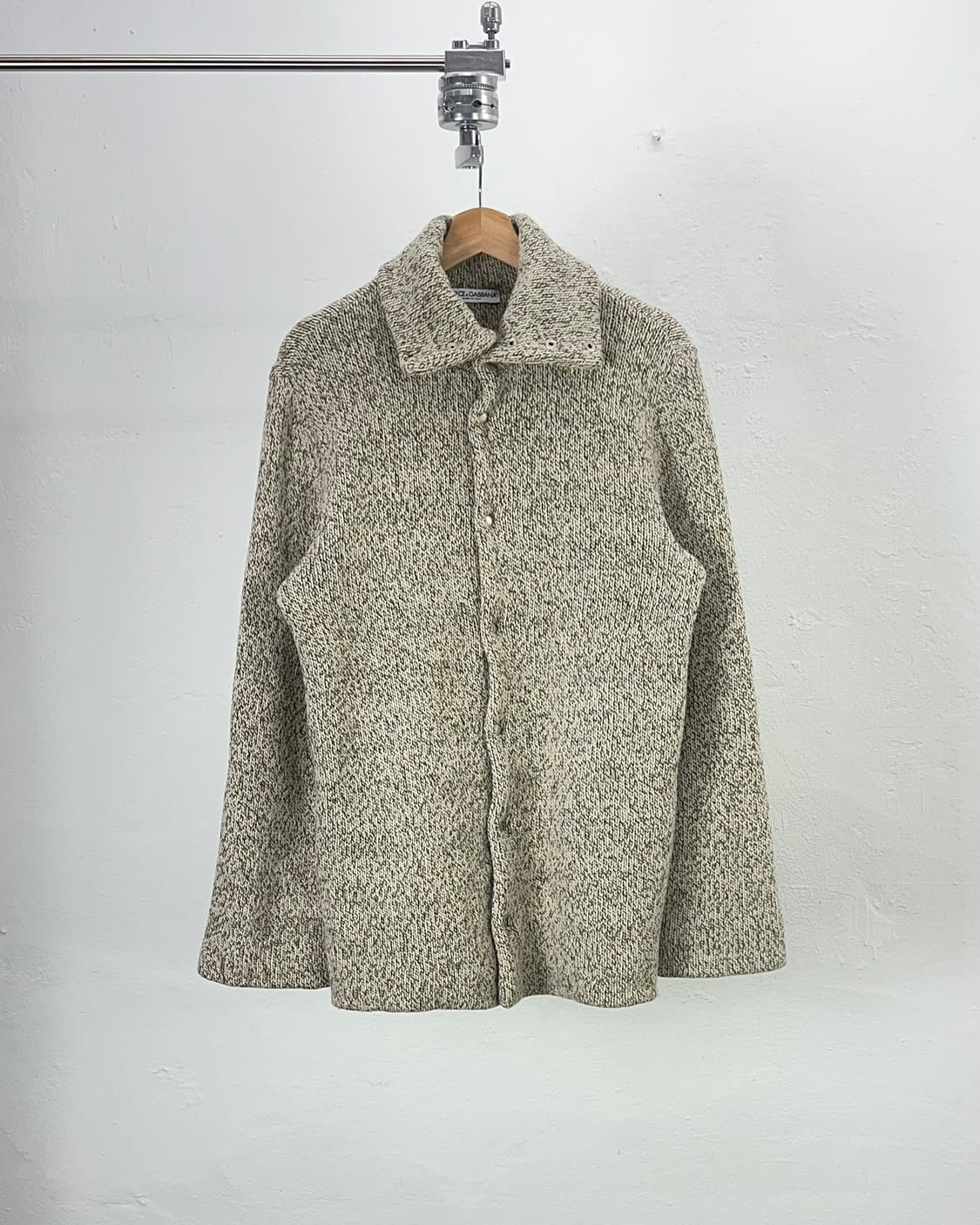 돌체 앤 가바나 멀티 드라이버 스페클 하이넥 니트 가디건 상품이미지1