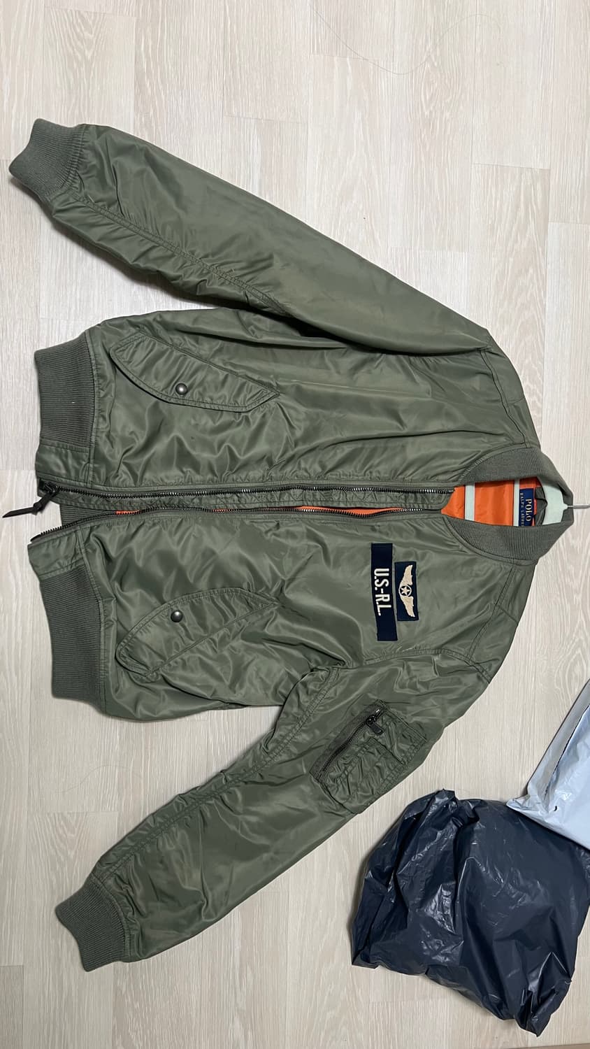 폴로 항공 점퍼 ma-1 m사이즈 팝니다 상품이미지1