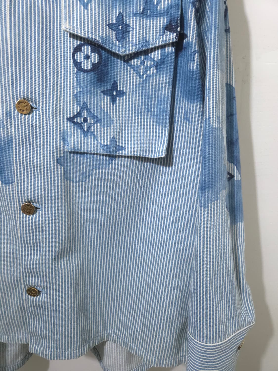 [새상품급] 루이비통 워터컬러 셔츠 자켓 XL Size 상품이미지6