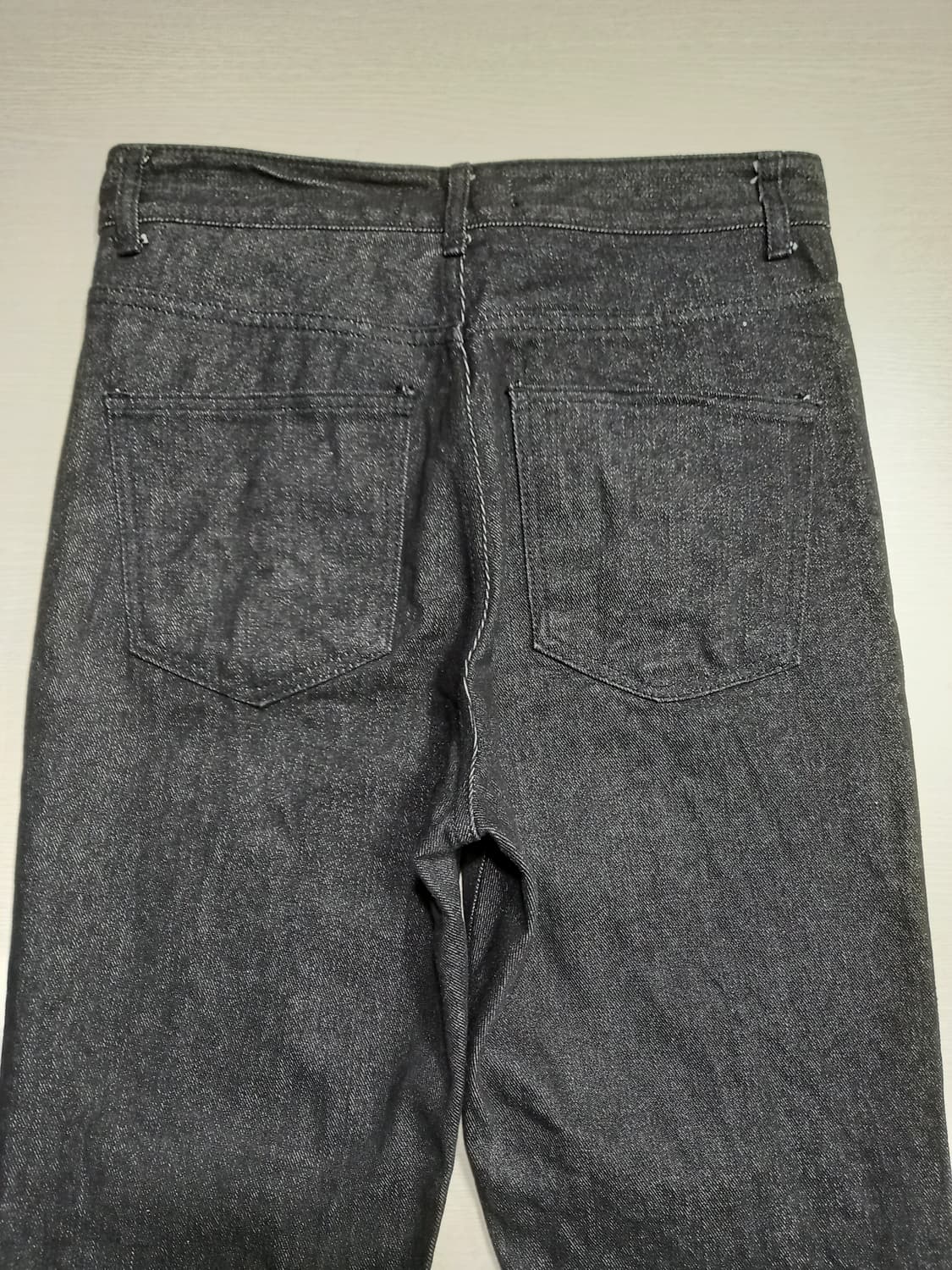 32 새상품  THESTORI 생지 하이웨이스트 일자진 블랙 32-357 상품이미지4