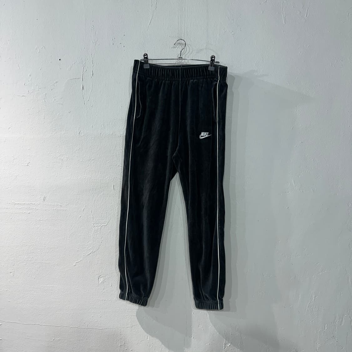 나이키 벨벳 트레이닝 조거팬츠 L 상품이미지1