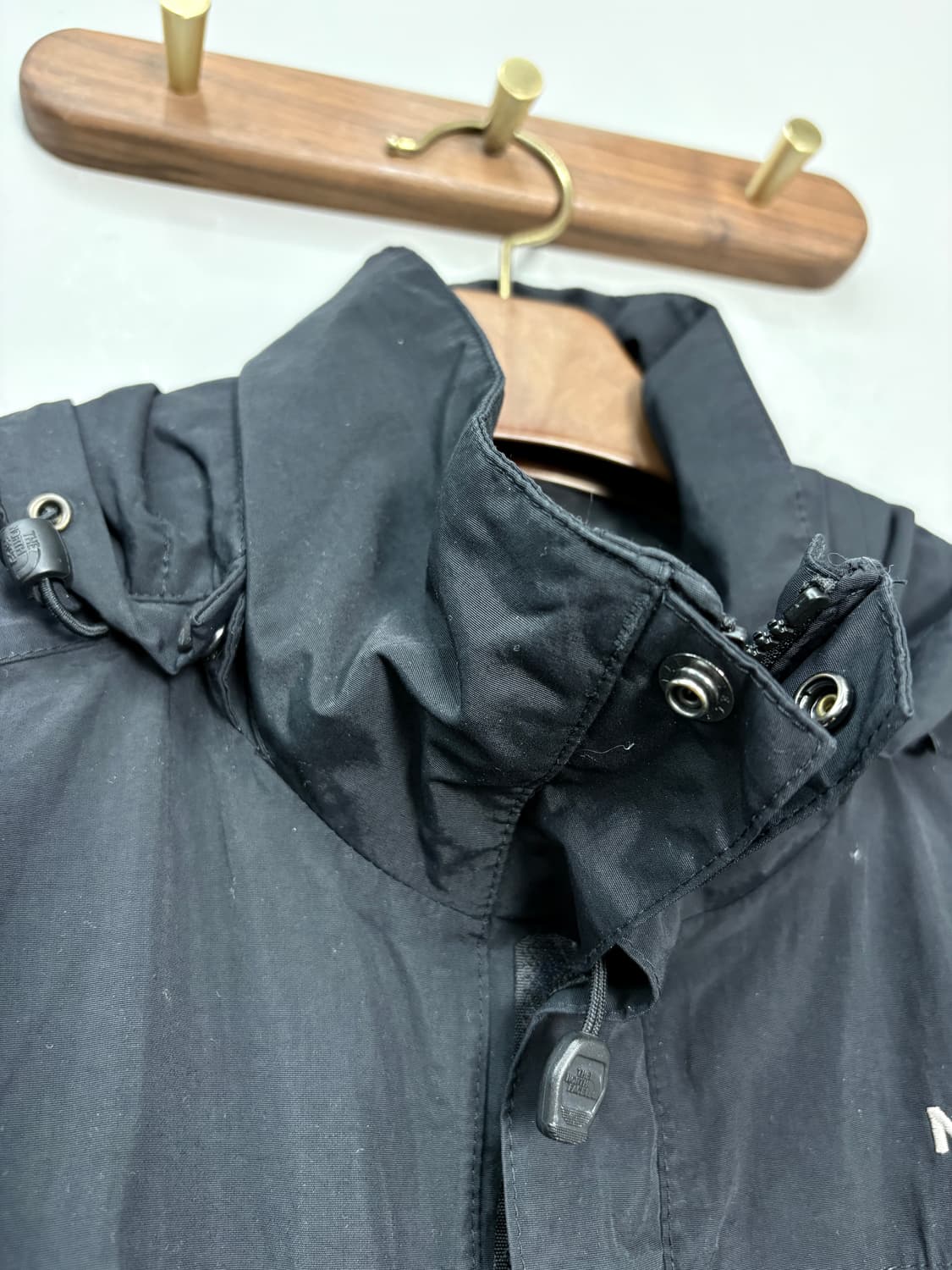 노스페이스 하이벤트 후드바람막이 자켓 (모자 탈부착 가능) A3523  상품이미지4