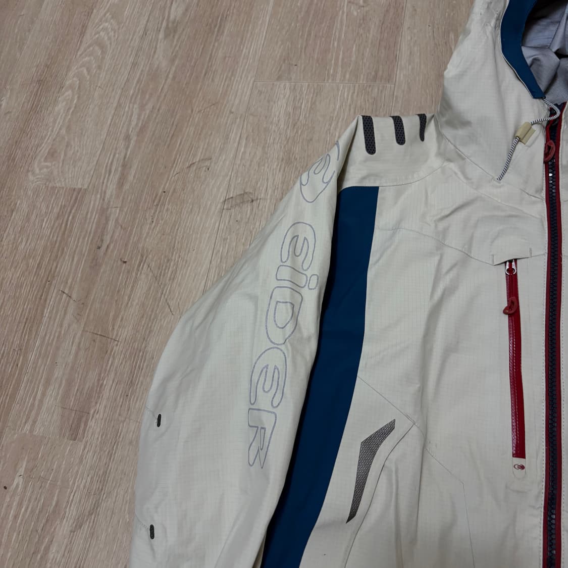 아이더 남성 텍티컬 후드 바람막이 자켓 M/95  상품이미지4