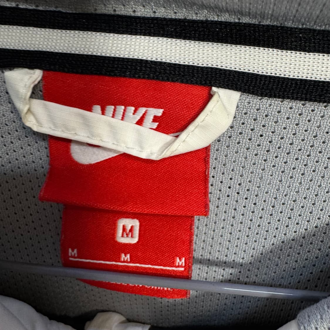 나이키 테크팩 바람막이 자켓 상품이미지5