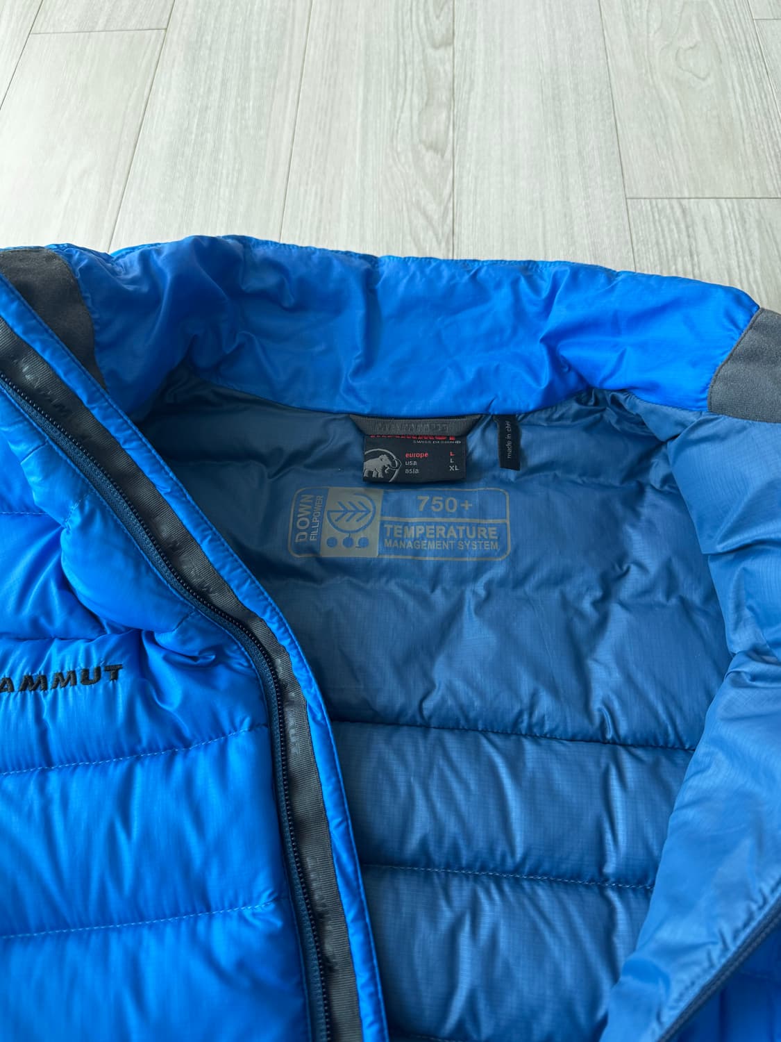 마무트 경량 패딩 XL 상품이미지3