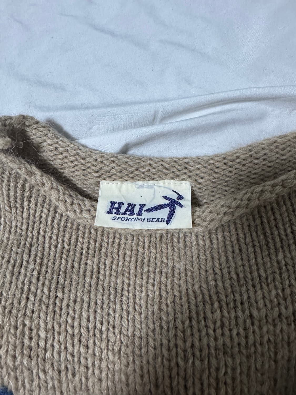 이세이미야케 하이 스포르팅 기어 자수 니트 상품이미지7