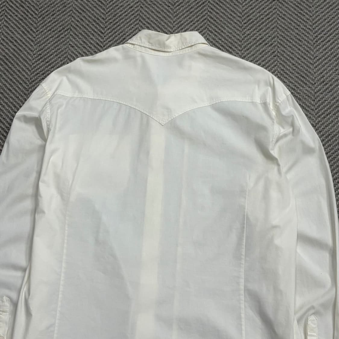 에비수 화이트 자수 셔츠 v1747 상품이미지4