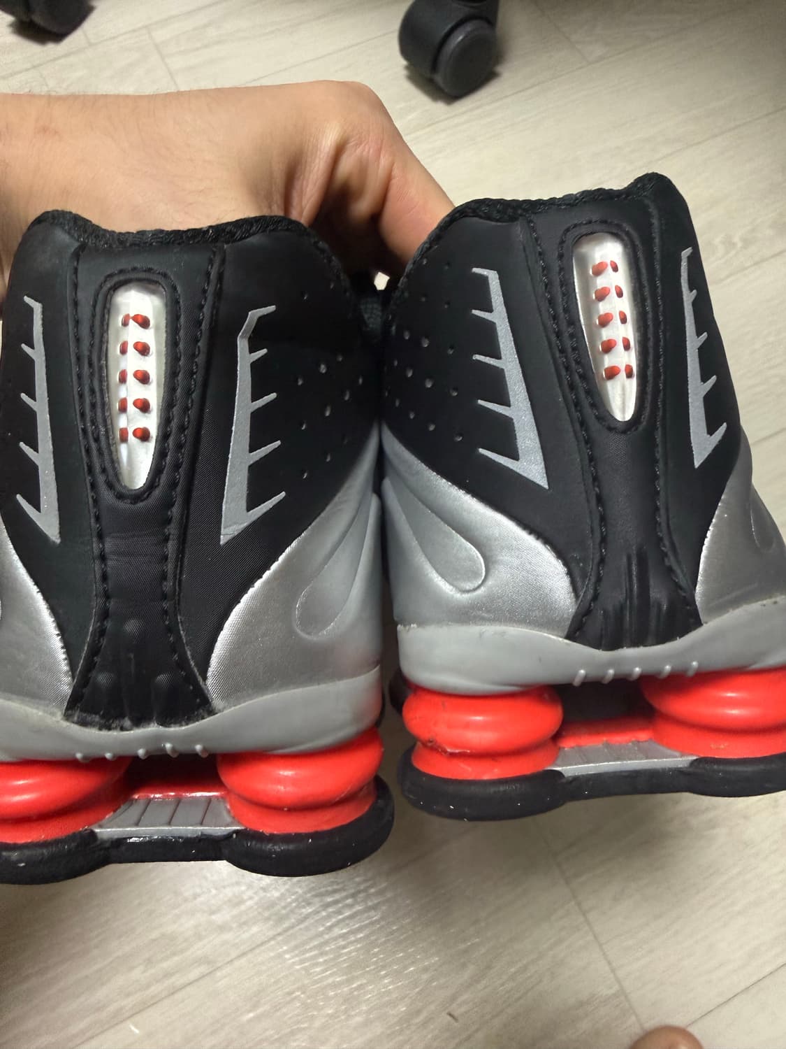 나이키 샥스 270 상품이미지4