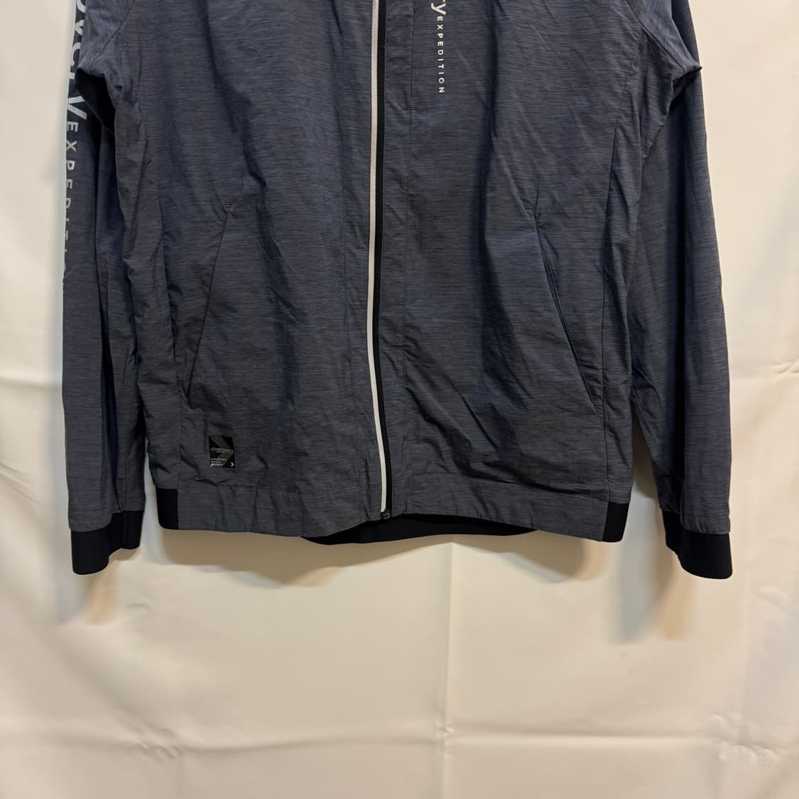 디스커버리 바람막이 자켓 상품이미지3