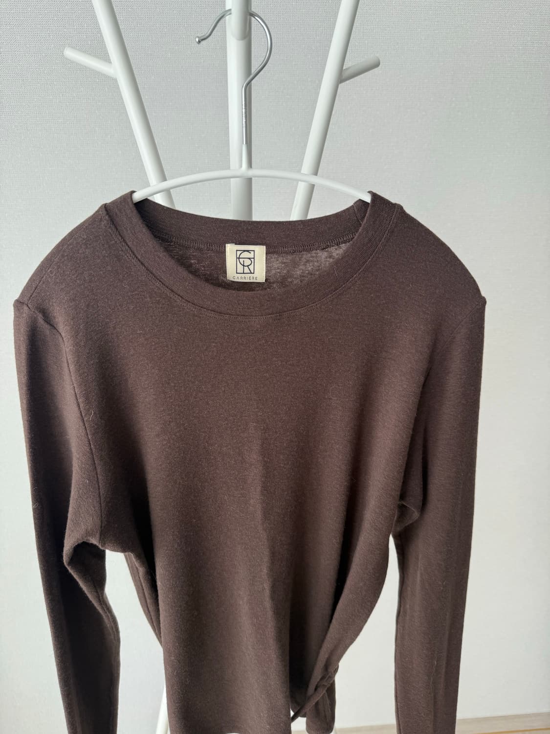 케리에르 WOOL BLEND ROUND NECK STRING JERSEY 상품이미지3