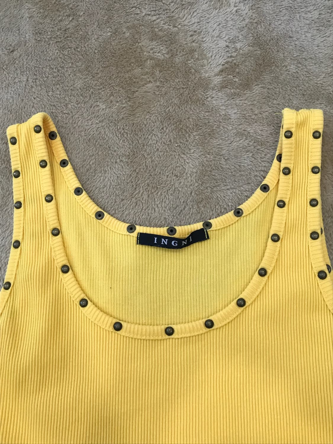 INGNI 옐로우 스터드 나시  상품이미지1