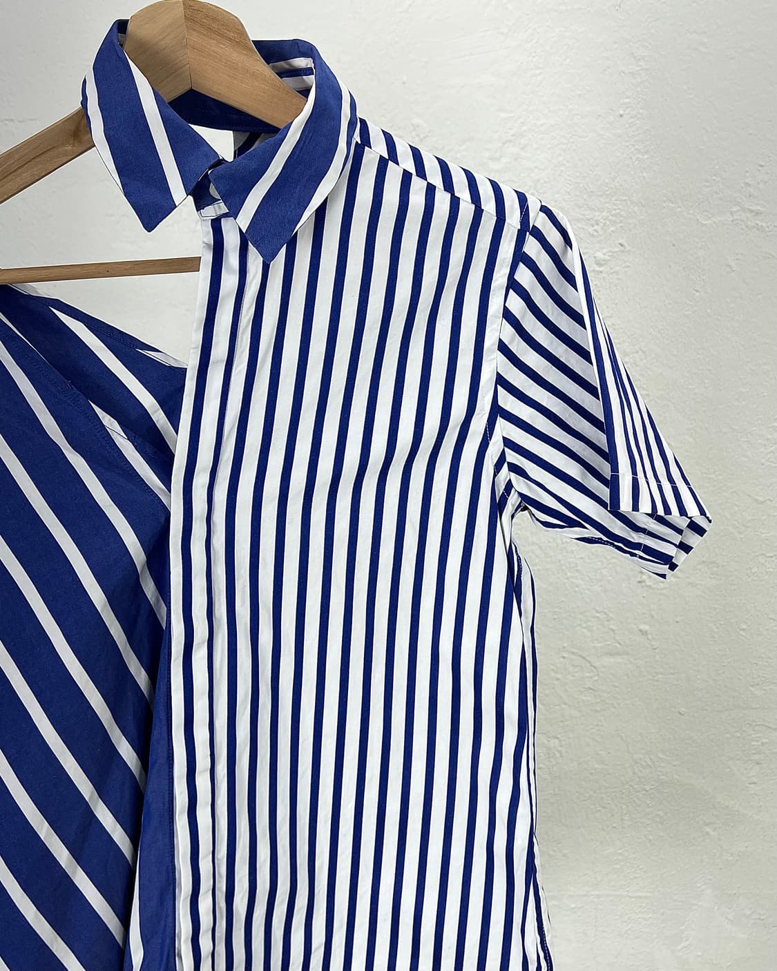 파세타즘 18ss 스트라이프 코튼 비대칭 포플린 셔츠 상품이미지3