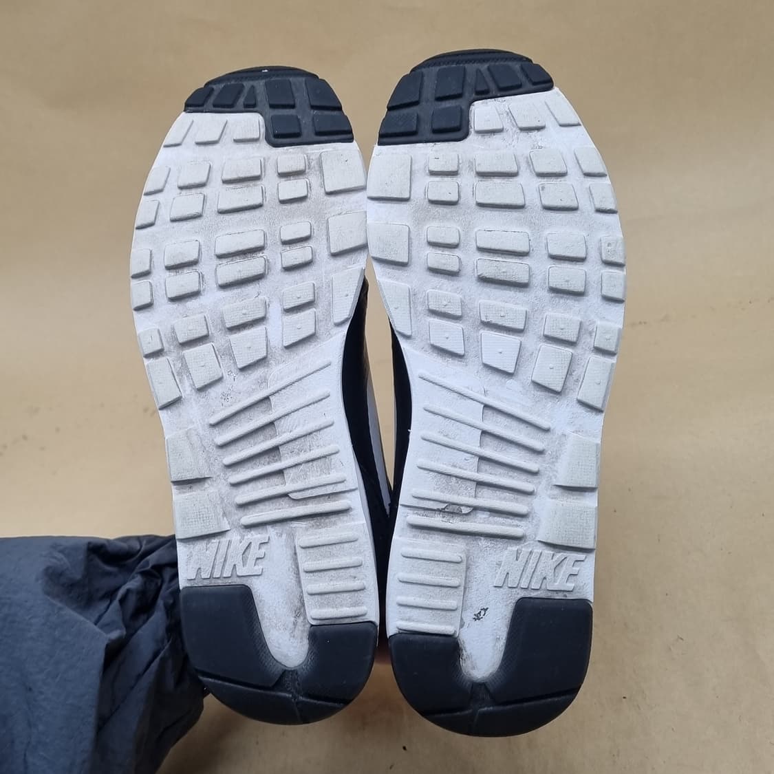 나이키 에어 맥스 타바스 여성운동화240 상품이미지3