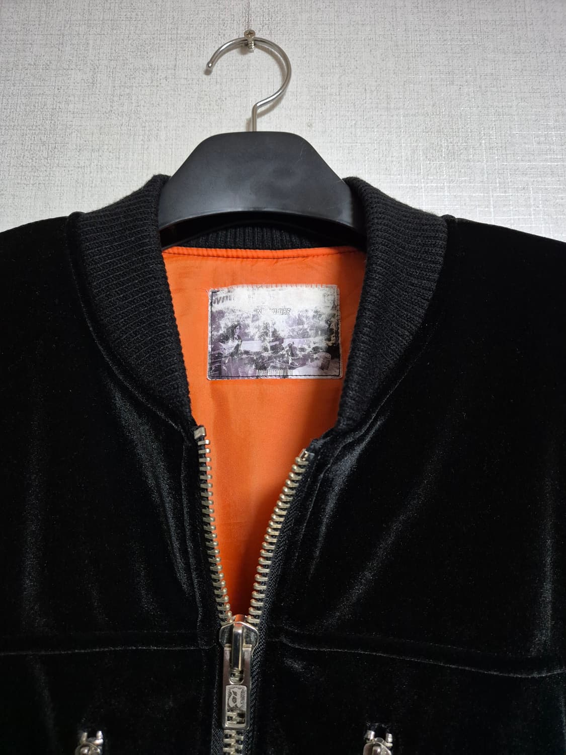 어나더유스 MA-1 벨벳 자켓 블랙 상품이미지3