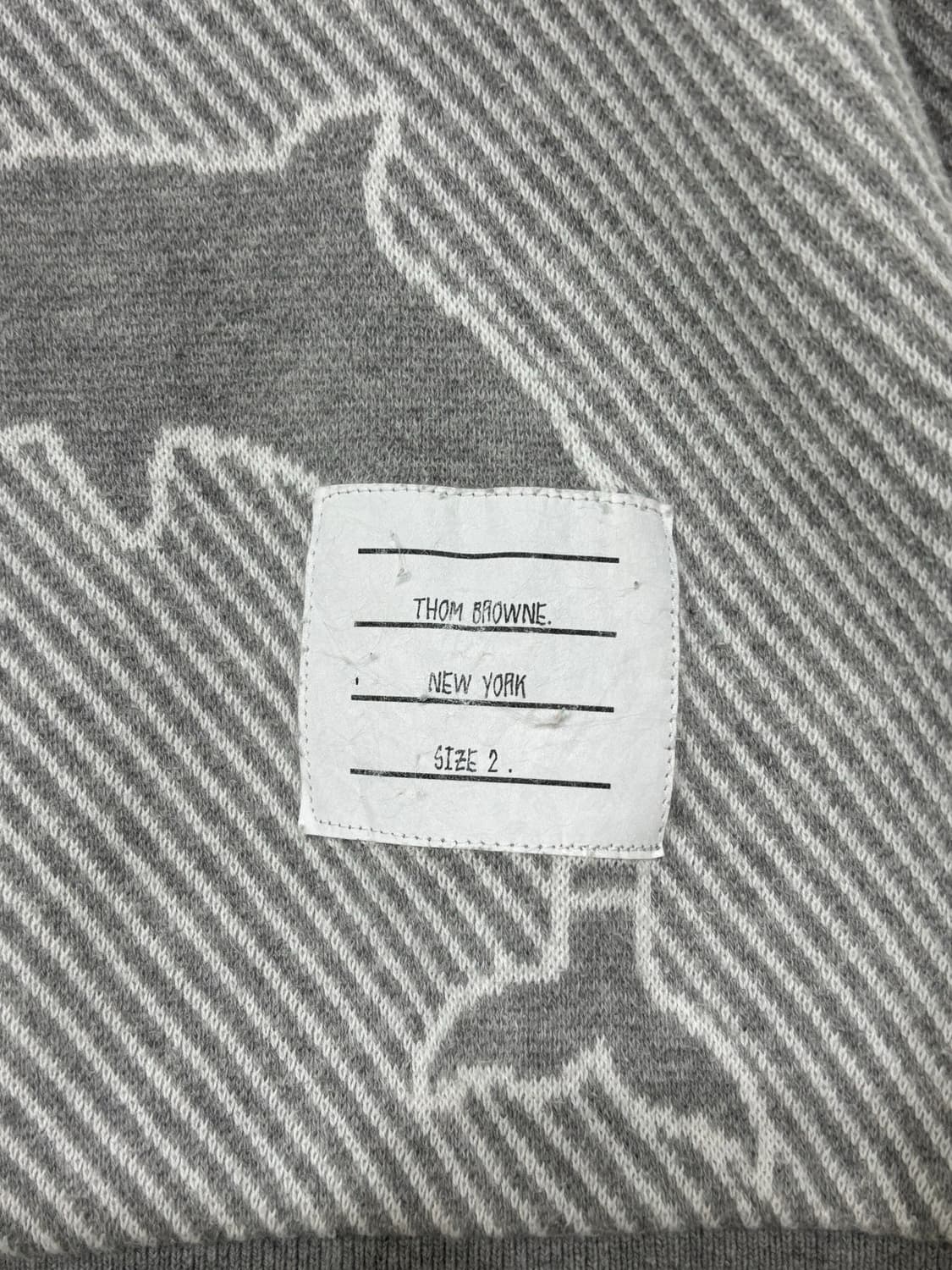 Thom Browne 톰브라운 그레이 돌핀 맨투맨 상품이미지8