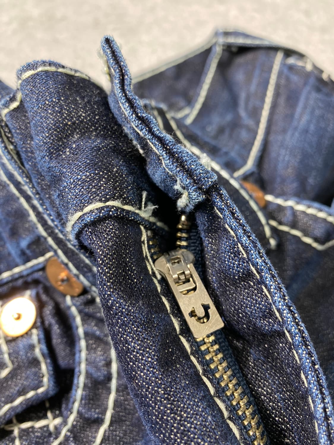 [31] True Religion 트루릴리전 루즈 부츠컷 데님팬츠 상품이미지6