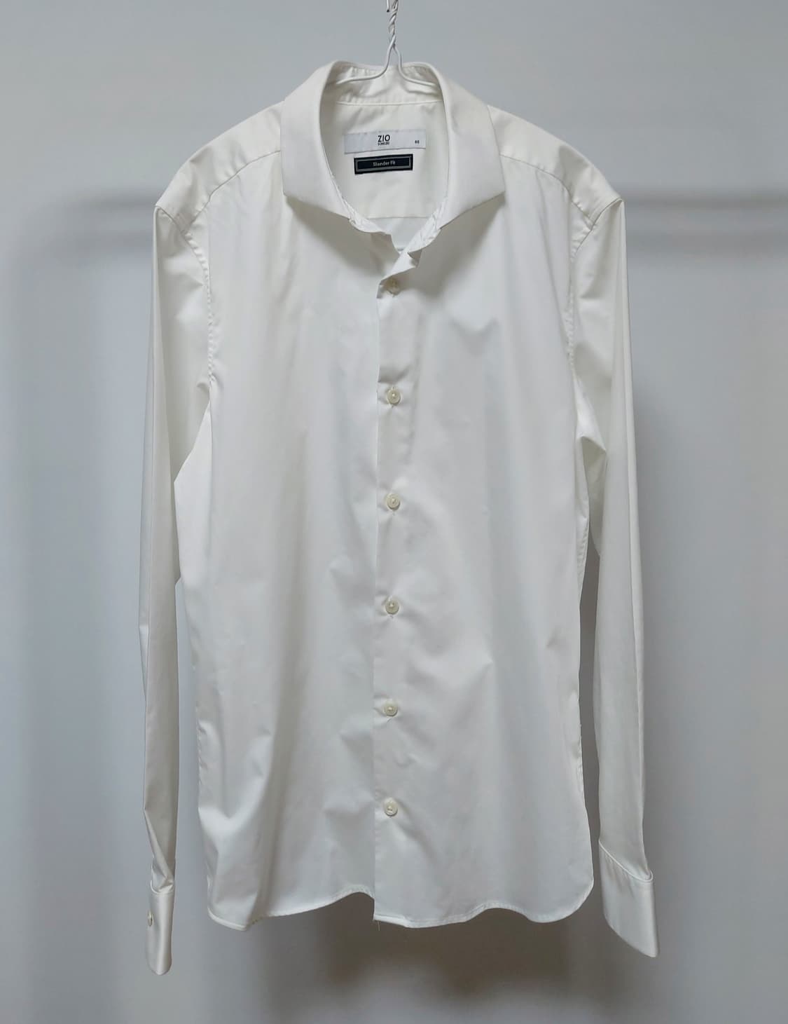 지오송지오 화이트 솔리드 Cut Away 카라 베이직 셔츠(95)

 상품이미지1