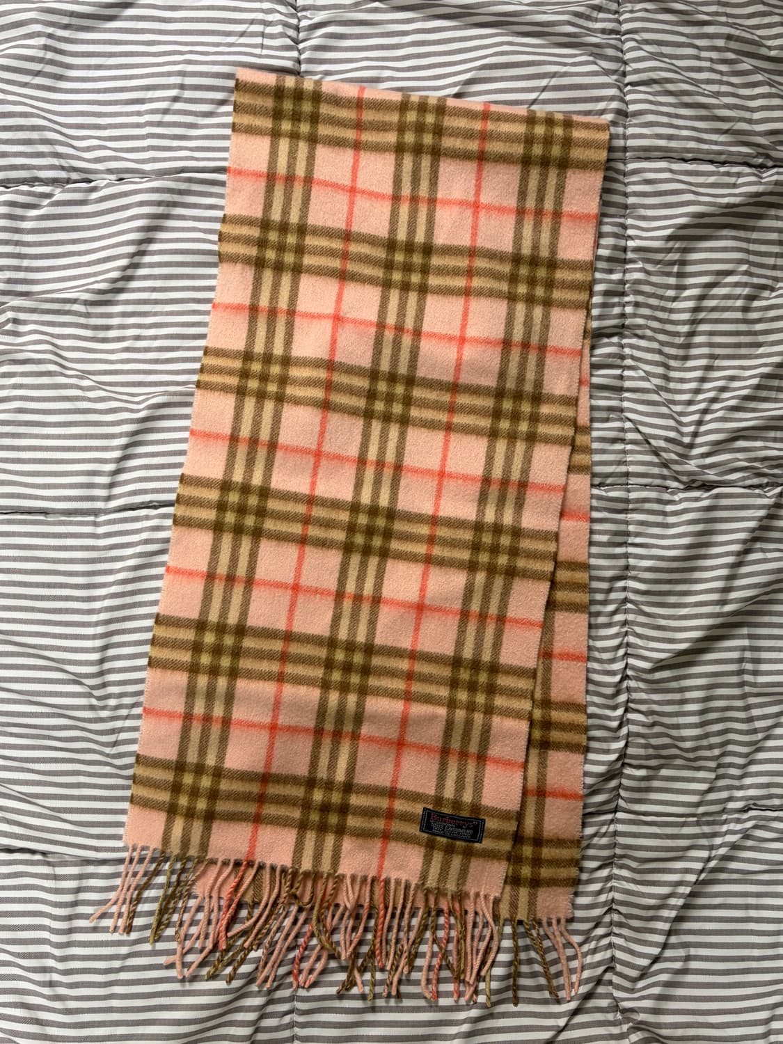 영국 버버리 캐시미어 핑크 체크 머플러 목도리 상품이미지2