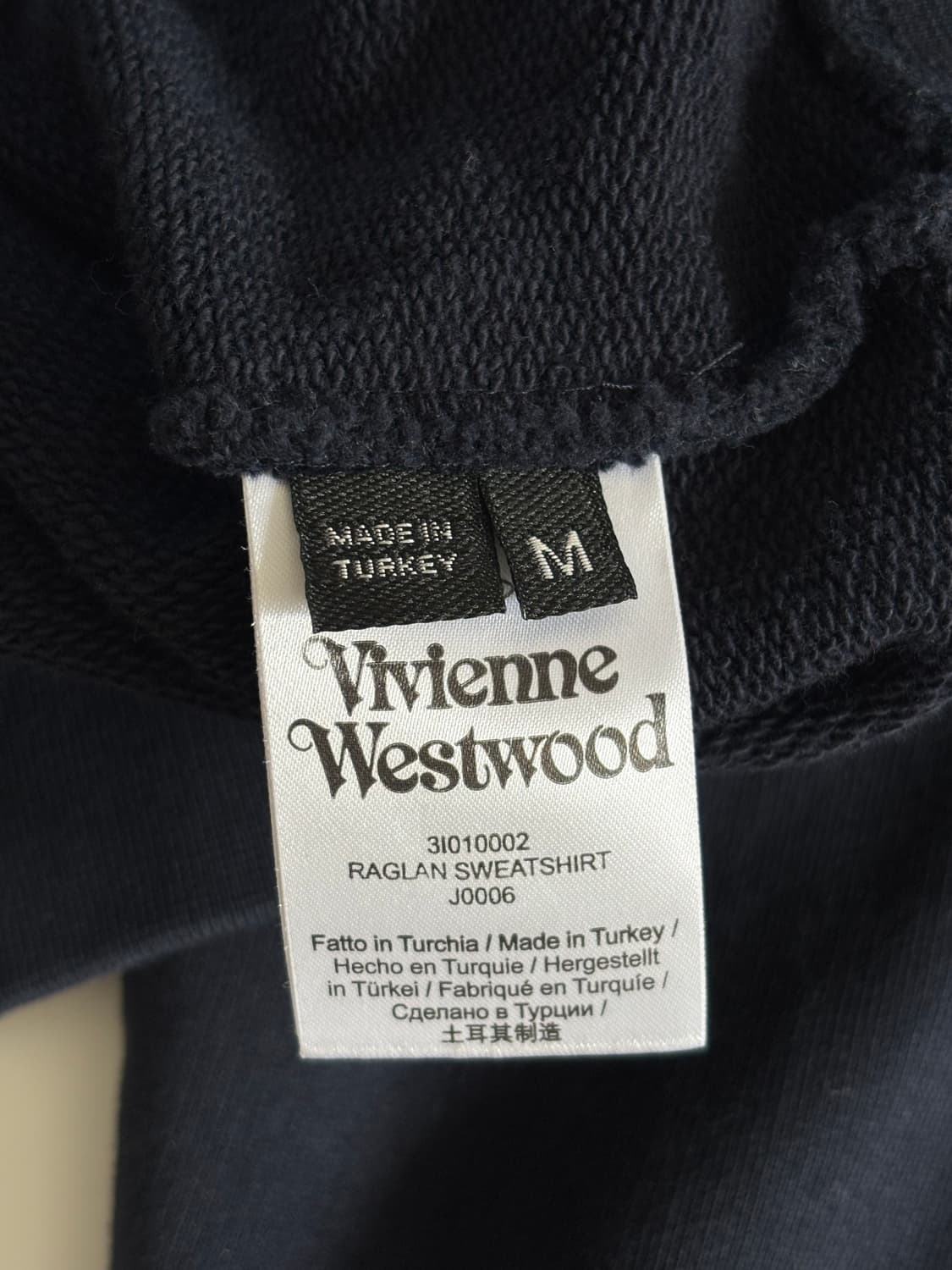 Vivienne Westwood 비비안웨스트우드 네이비 로고자수 맨투맨 상품이미지5