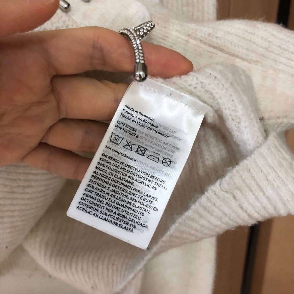 에이치엔엠 흐앤므 h&m 라인스톤 리본 가디건 출근룩 하객룩 벌룬 퍼프 상품이미지6