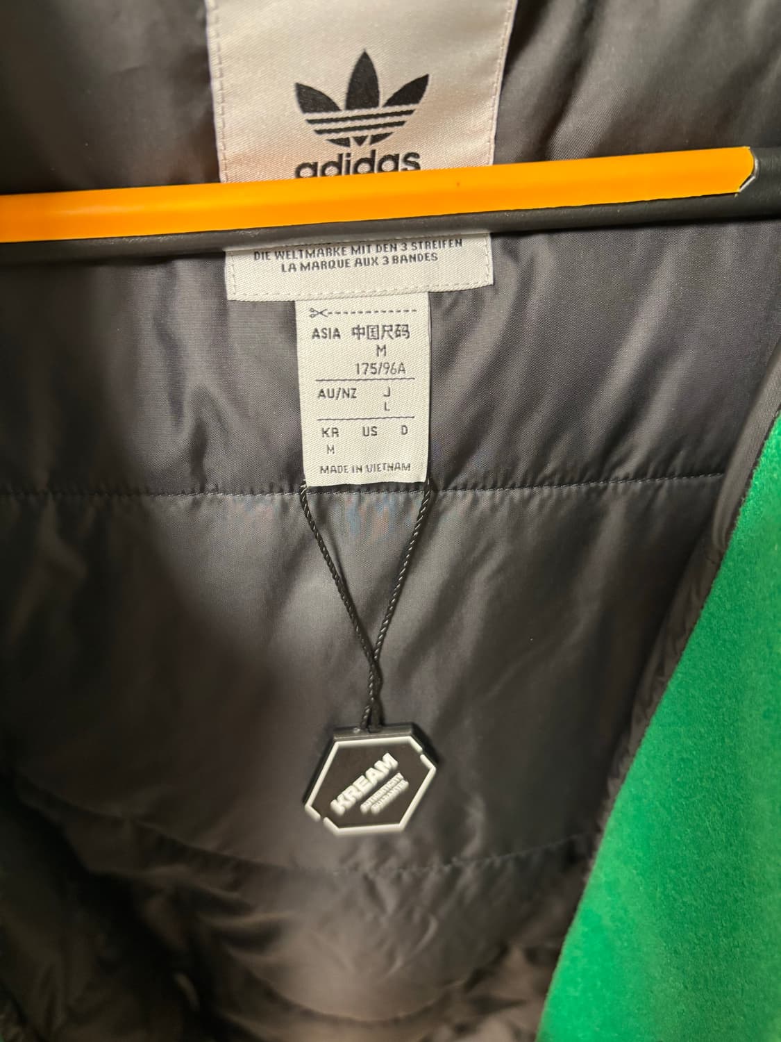 아디다스SST봄버 그린 블랙 자켓 상품이미지2