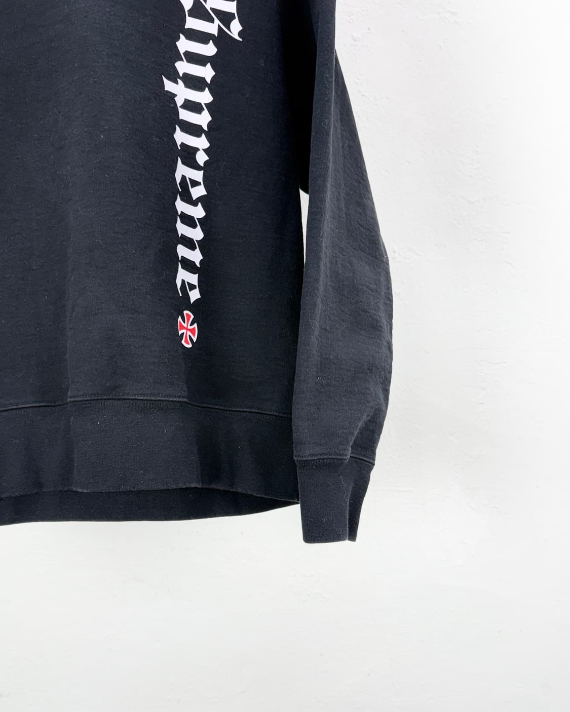 슈프림 17ss 인디펜던트 블랙 크루넥 스웨트 셔츠 상품이미지5