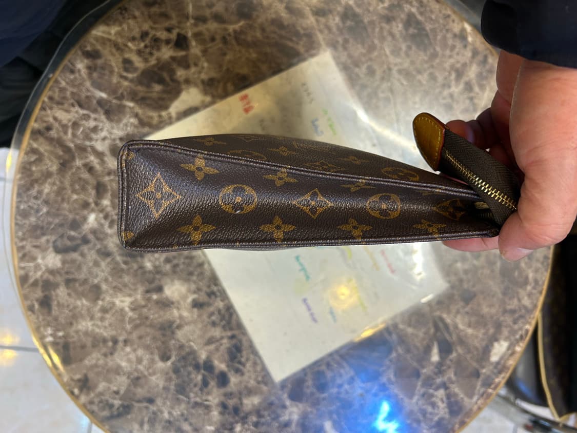 정품 루이비통 빈티지 클러치 팝니다 상품이미지4