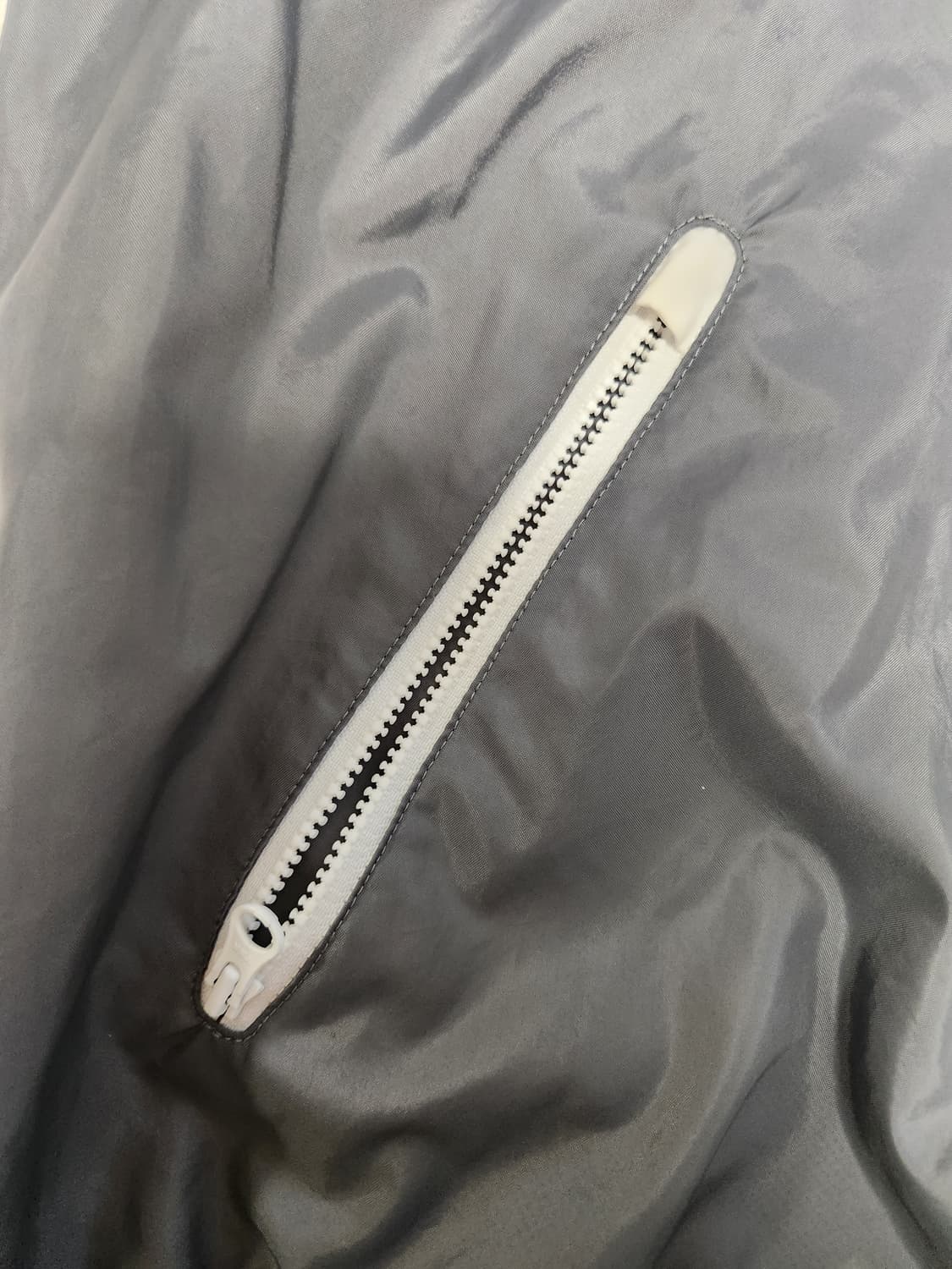 새상품급)나이키 윈드러너 우븐 바람막이 사이즈105(xl)

여러 중고사 상품이미지5