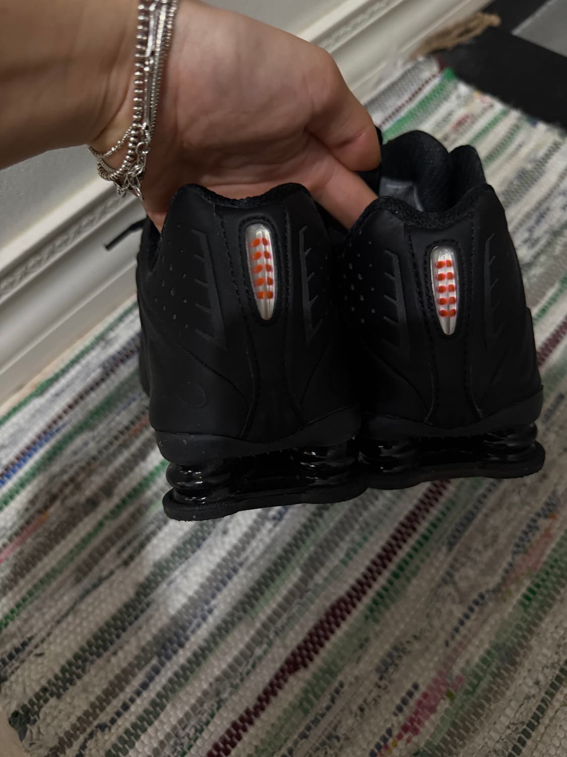 나이키 샥스 R4 240 상품이미지4