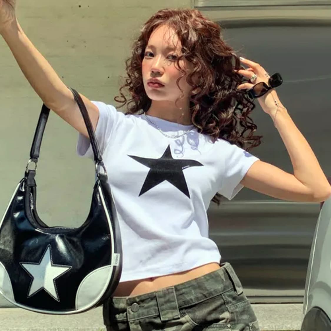 유희(YOU HEE) 별패치 티셔츠 55 상품이미지1