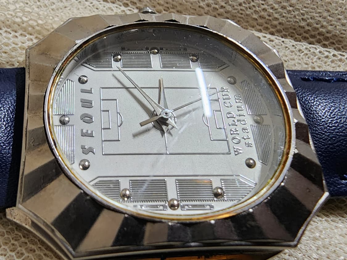 2002 서울 월드컵 경기장 기념 시계 상품이미지9