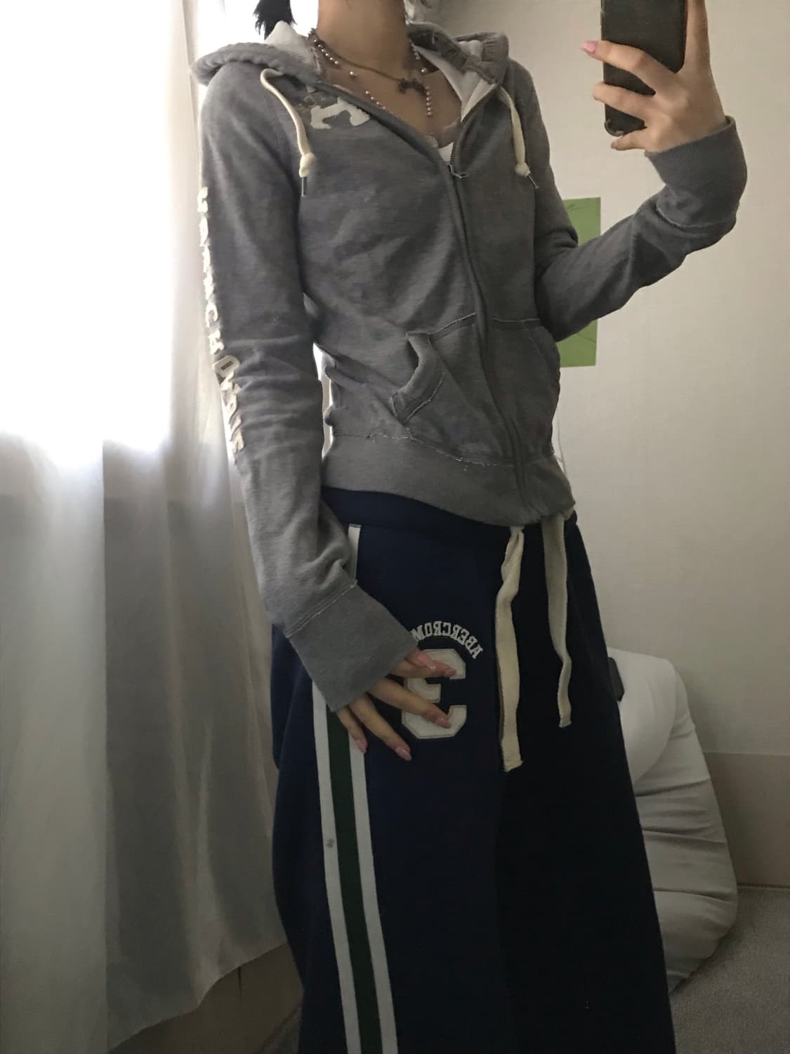 아베크롬비 그레이 슬림핏 후드집업 상품이미지4