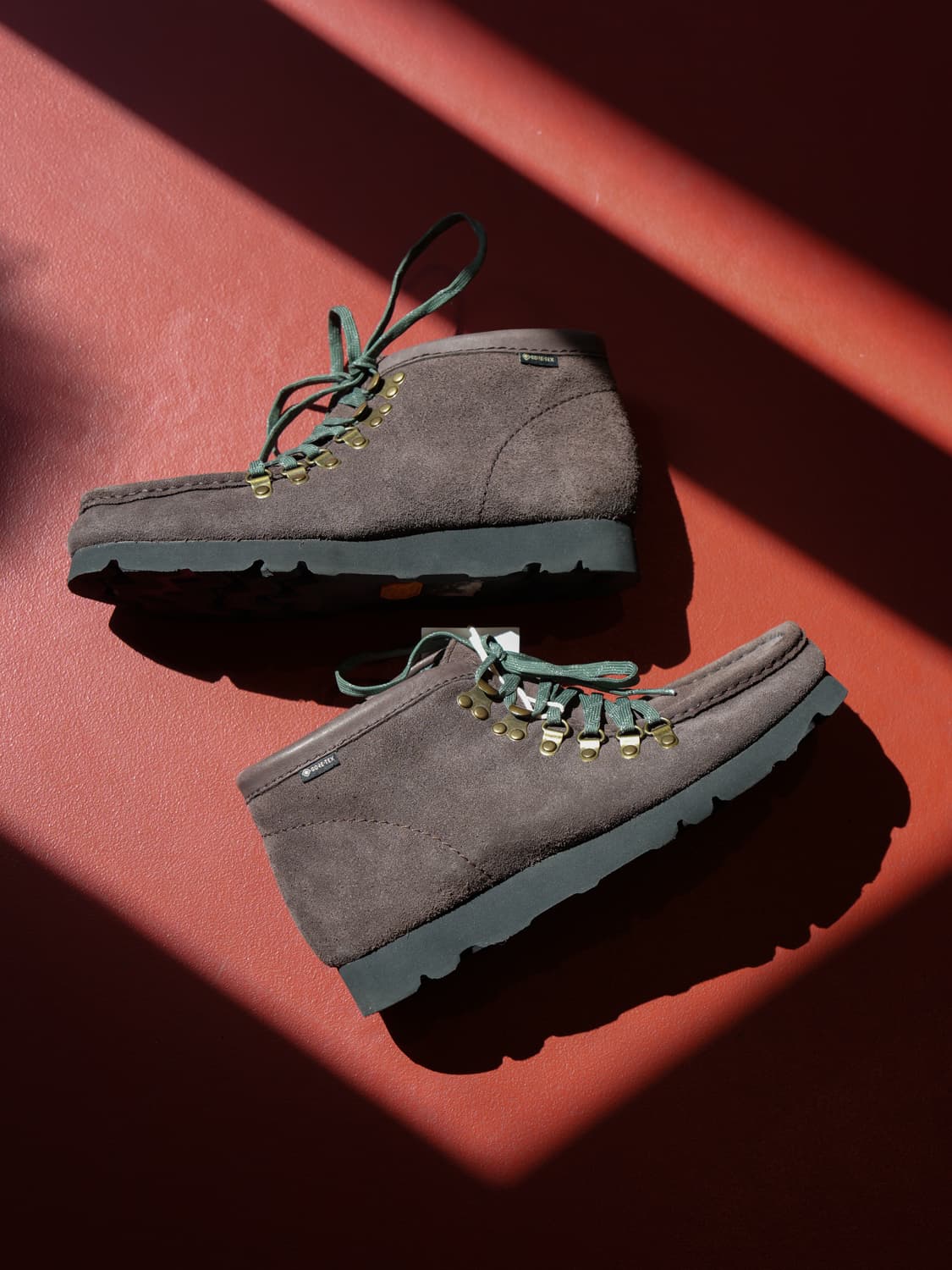 클락스 X 빔즈플러스 X 엔드 고어텍스 왈라비 슈즈 (270cm) 상품이미지1