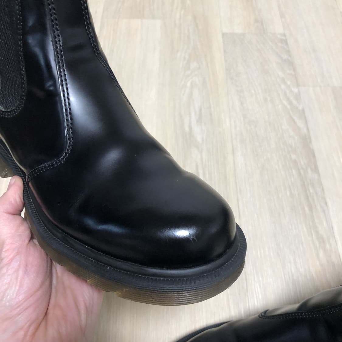 (220) 닥터마틴 Dr.martens 2976 첼시부츠 스무스 블랙 상품이미지6