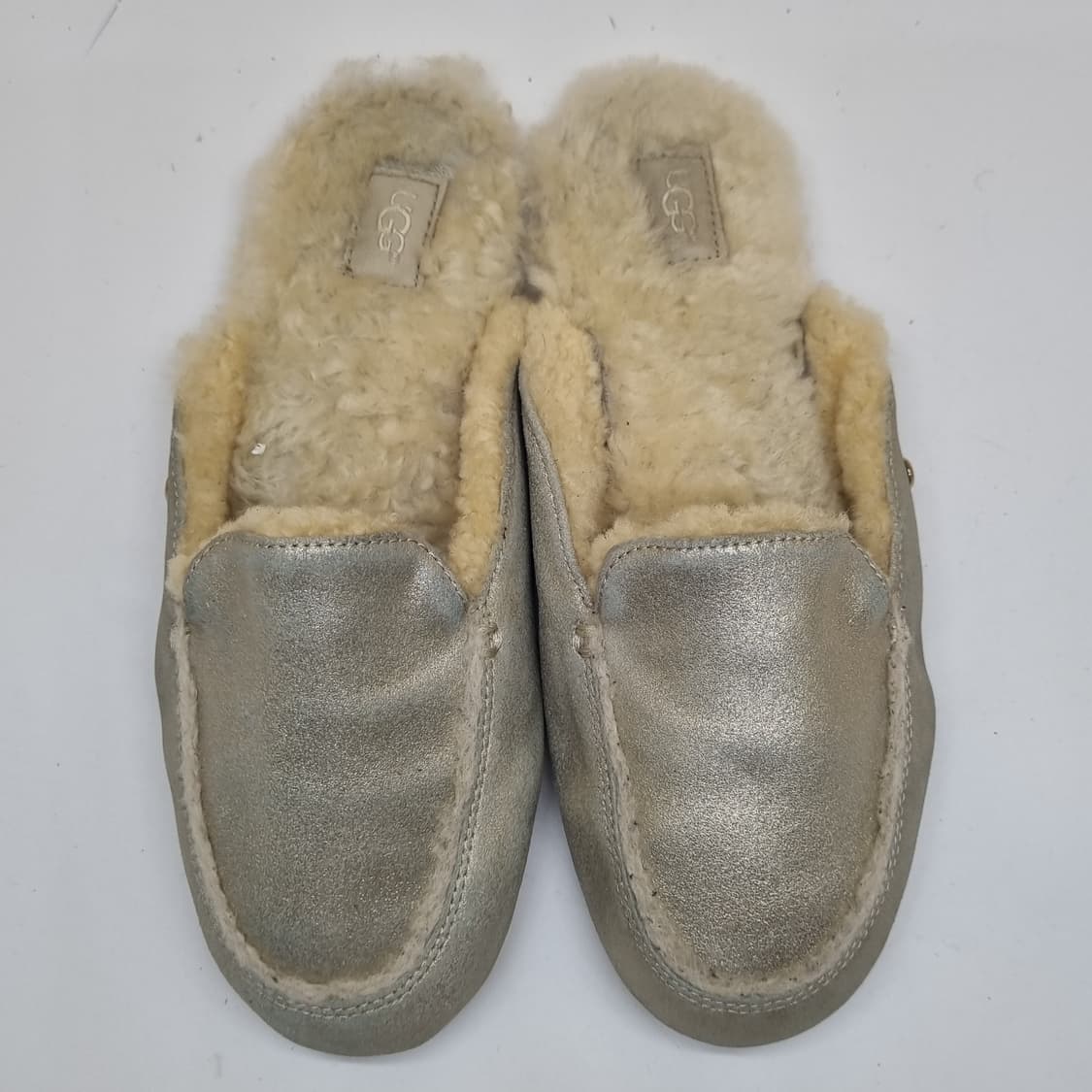UGG 어그 여성 퍼뮬230 상품이미지2